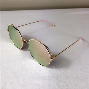 PRETTY PINK mirror sunglasses!